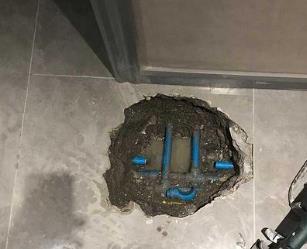 满城阳台漏水维修公司分享下暖气管道漏水的原因有哪些